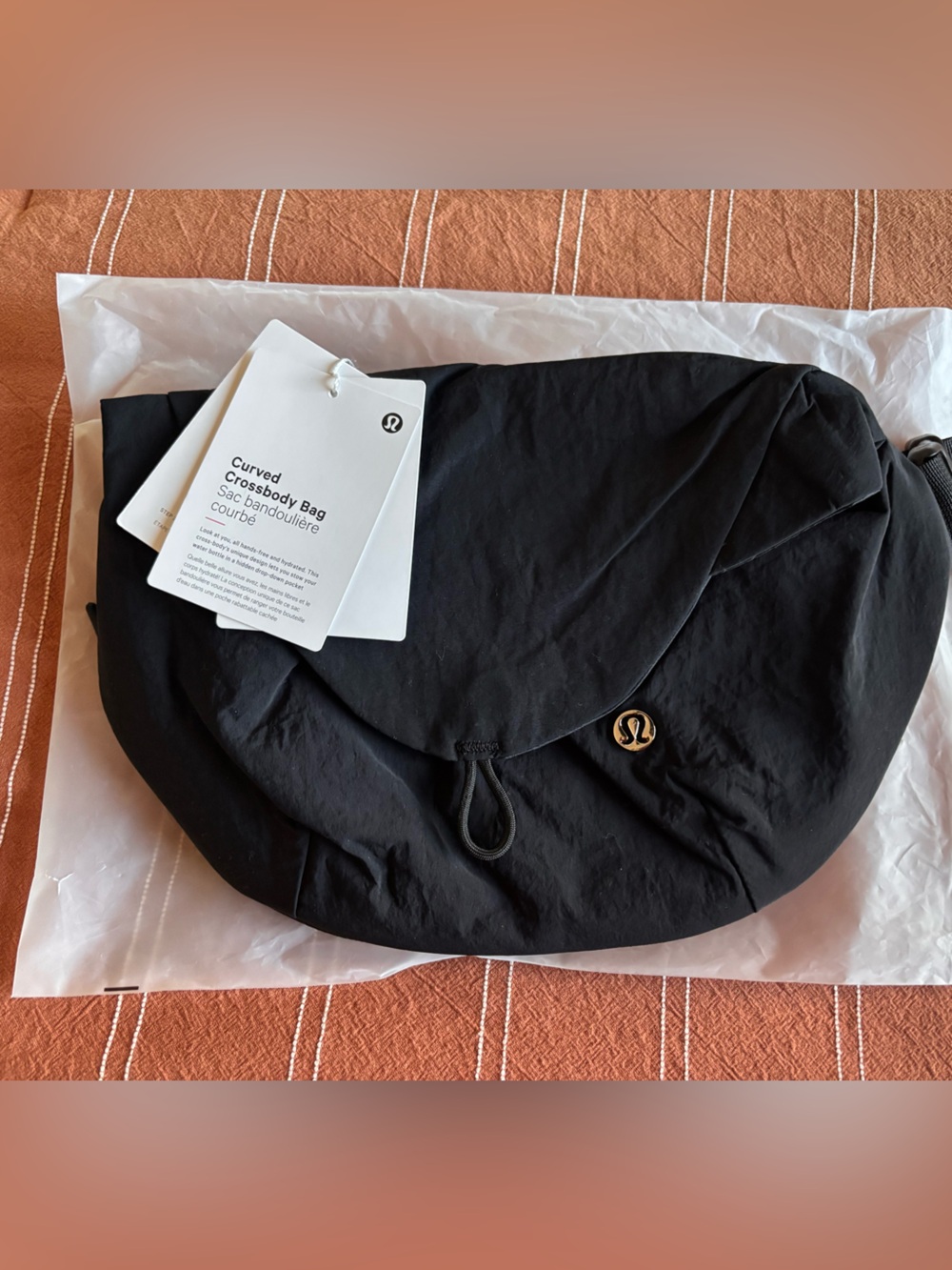 Lululemon Curved Crossbody 3L bag NWT
